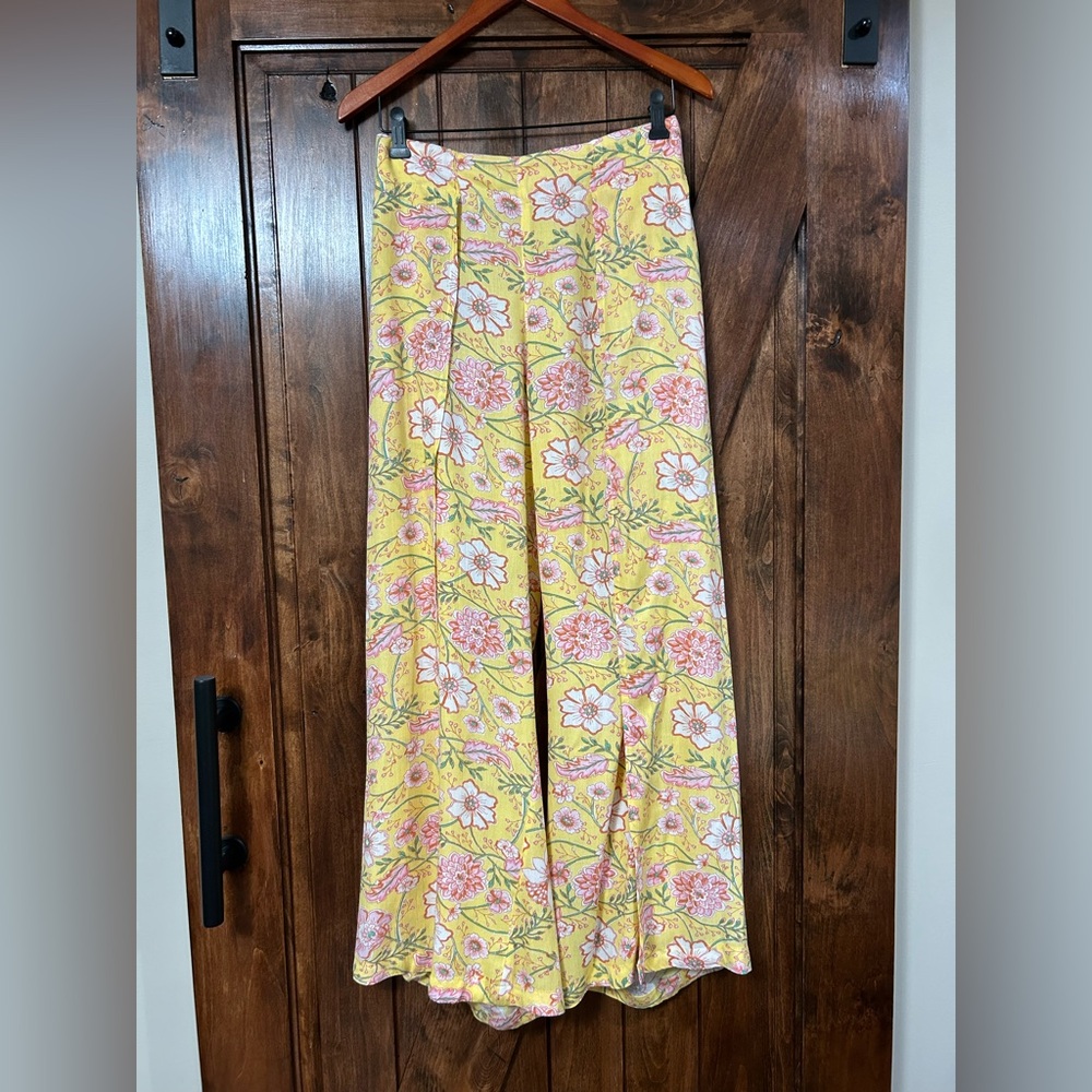 Billabong Floral Yellow Bottoms